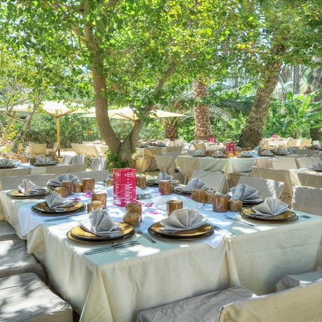 Imagen del bar/restaurante del Hotel Ras El Ain. Foto 14