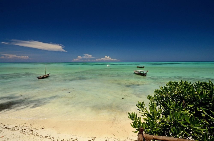 Imagen de los exteriores del Hotel Ras Nungwi Beach. Foto 5