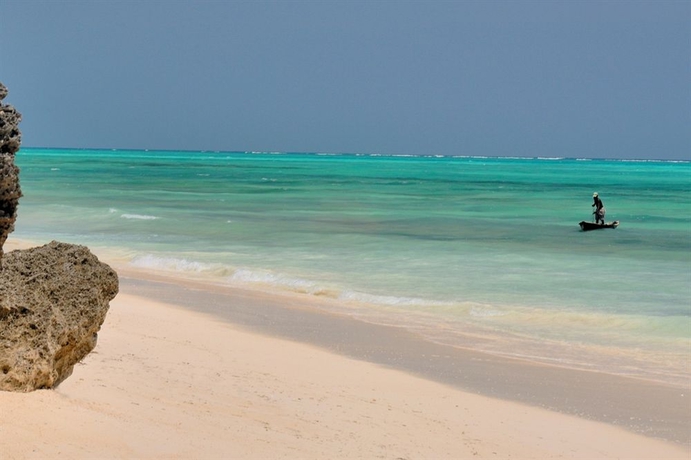 Imagen de los exteriores del Hotel Ras Nungwi Beach. Foto 7