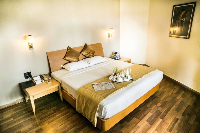 Imagen de la habitación del Hotel Ras Resorts. Foto 3