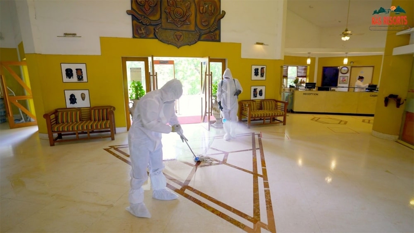 Imagen de los interiores del Hotel Ras Resorts. Foto 17