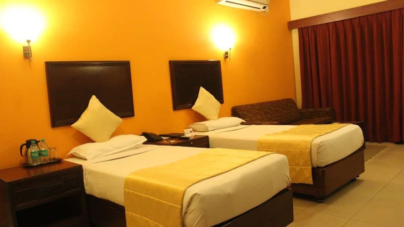 Imagen de la habitación del Hotel Ras Resorts. Foto 7