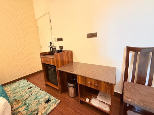 Imagen de la habitación del Hotel Rasa Boutique Stay. Foto 7