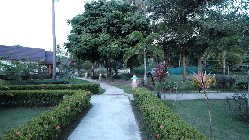 Imagen de los exteriores del Hotel Rasa Sayang Resort. Foto 16