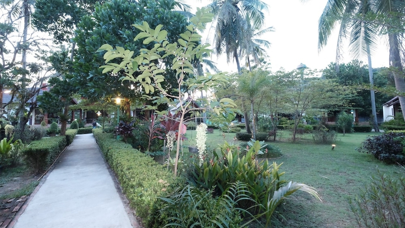 Imagen de los exteriores del Hotel Rasa Sayang Resort. Foto 17