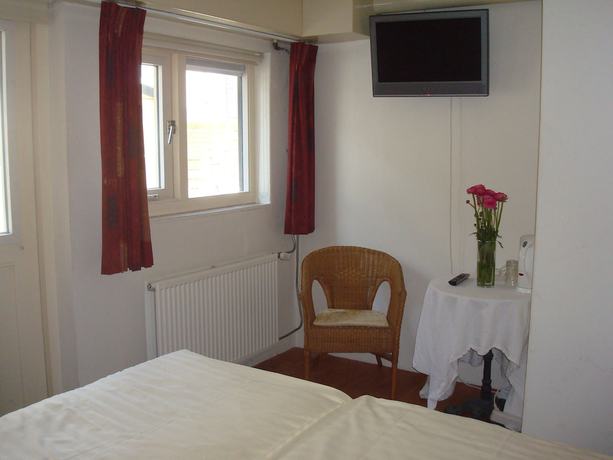 Imagen de la habitación del Hotel Rasch. Foto 17