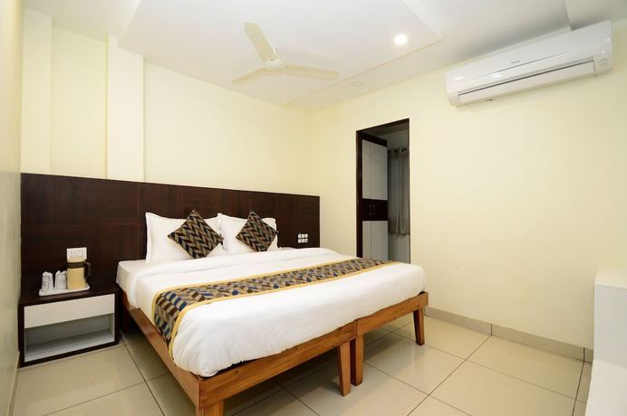 Imagen de la habitación del Hotel Rashika Palace. Foto 16