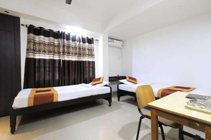 Imagen general del Hotel Rashmi. Foto 8