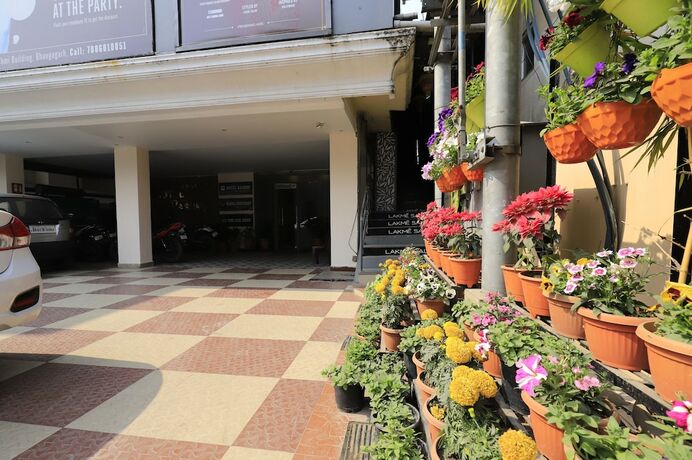 Imagen general del Hotel Rashmi. Foto 12