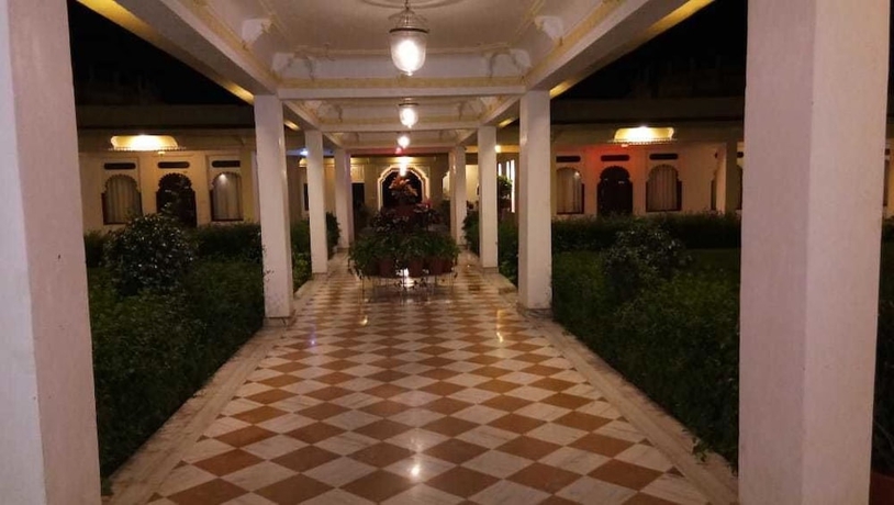 Imagen de los interiores del Hotel Rasik Priya Resort. Foto 16