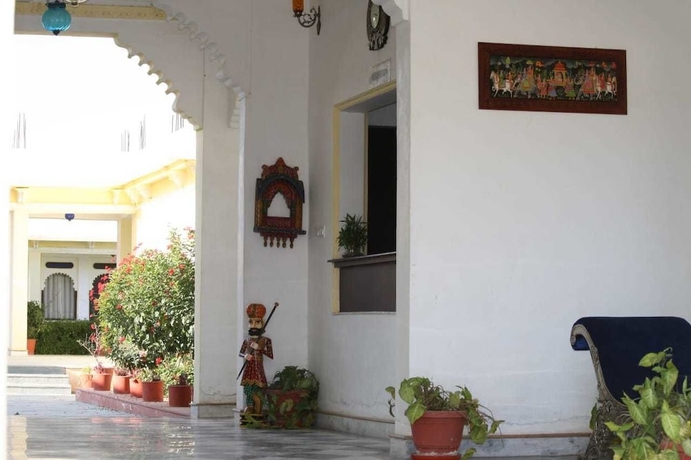 Imagen de los interiores del Hotel Rasik Priya Resort. Foto 17