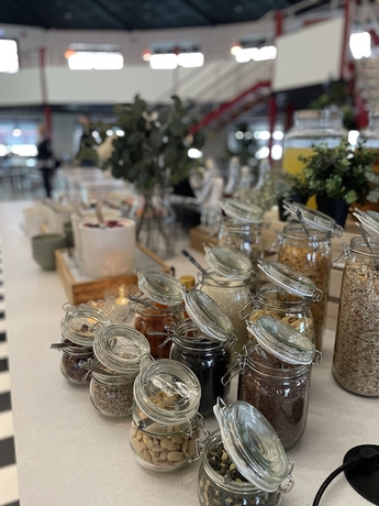 Imagen del bar/restaurante del Hotel Rasta Brom&ouml;lla. Foto 4