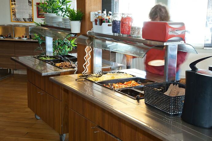 Imagen del bar/restaurante del Hotel Rasta Grums. Foto 15