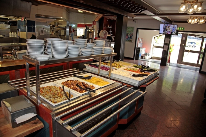 Imagen del bar/restaurante del Hotel Rasta Lilla Edet. Foto 3