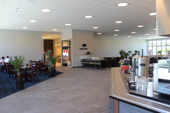 Imagen del bar/restaurante del Hotel Rasta V&auml;rnamo. Foto 5