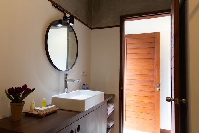 Imagen de la habitación del Hotel Ratan Uluwatu. Foto 2