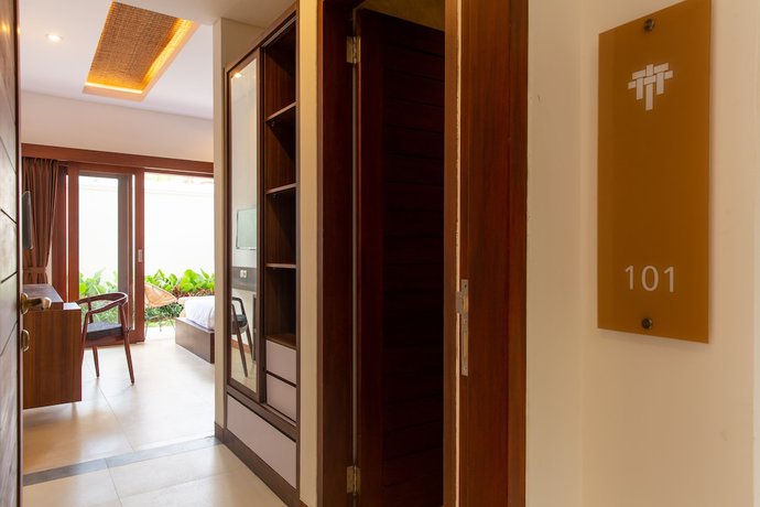 Imagen de la habitación del Hotel Ratan Uluwatu. Foto 9