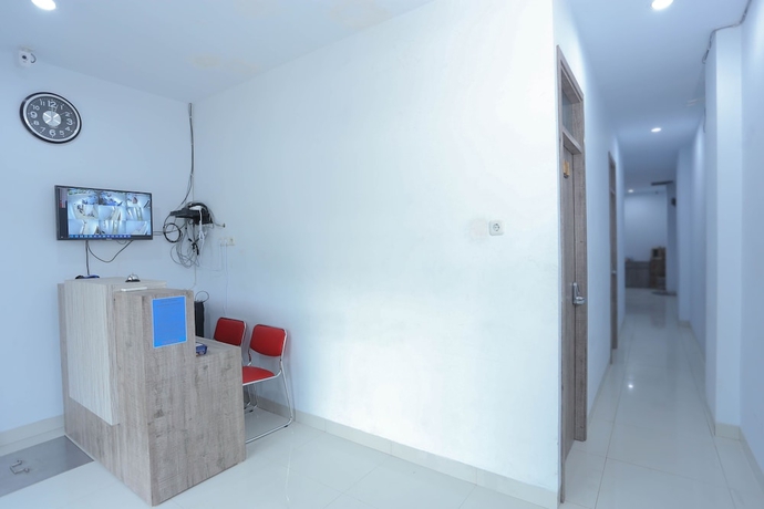 Imagen de los interiores del Hotel Ratana Cengkareng. Foto 14
