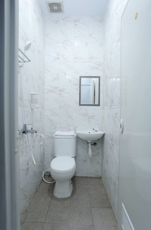 Imagen de la habitación del Hotel Ratana Cengkareng. Foto 11