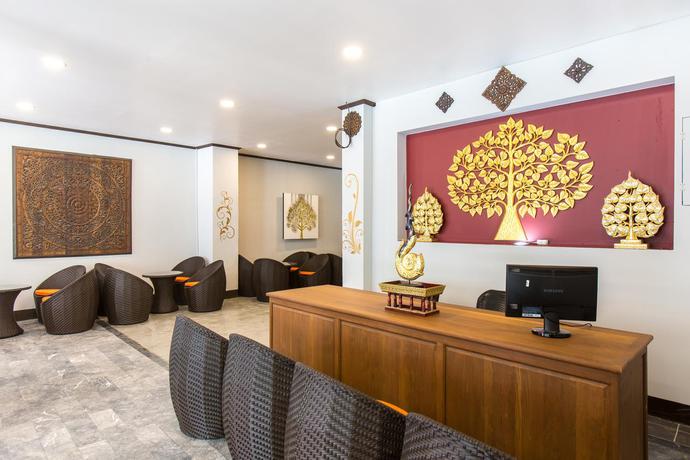 Imagen de los interiores del Hotel Ratana. Foto 16