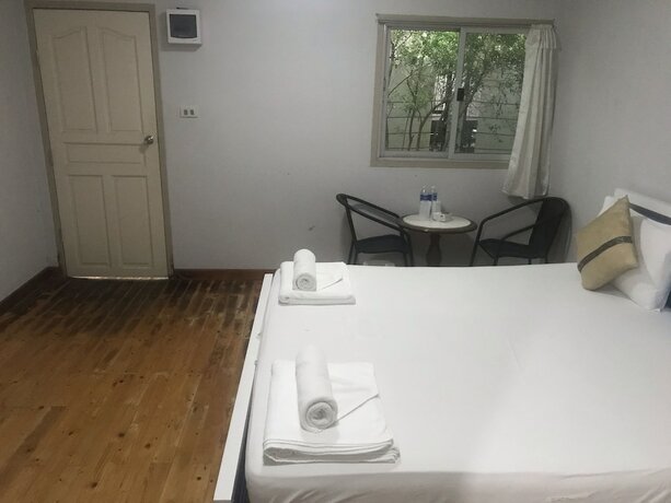 Imagen de la habitación del Hotel Ratathara Resort. Foto 13