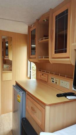 Imagen de la habitación del Hotel Ratcha Farm. Foto 9