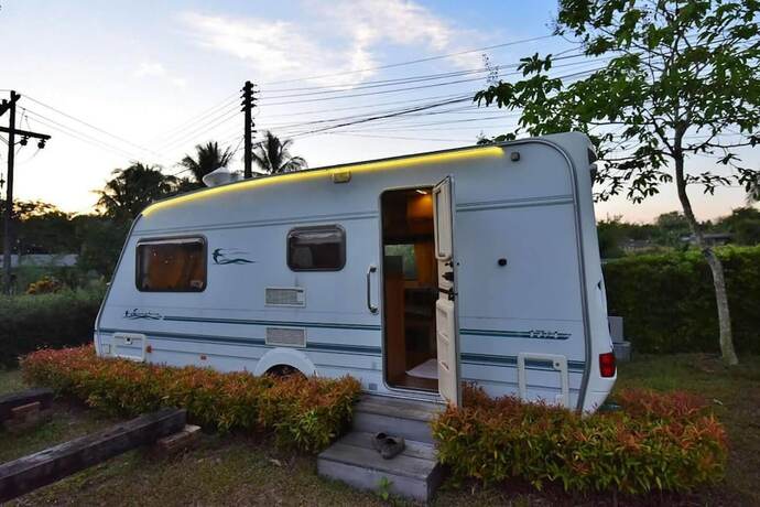 Imagen de la habitación del Hotel Ratcha Farm. Foto 17