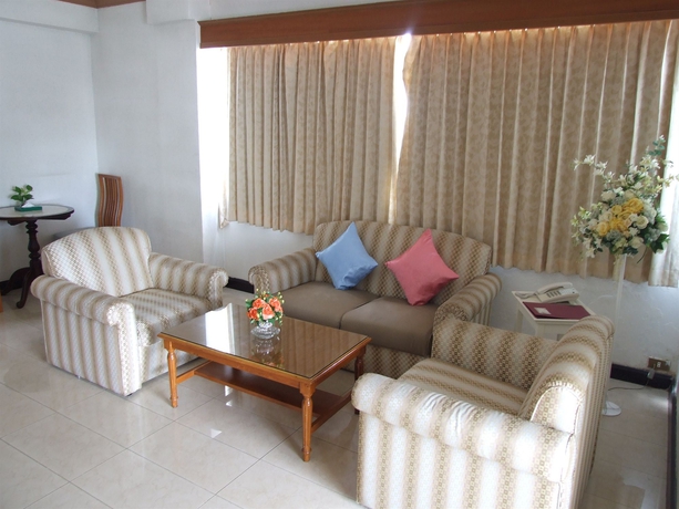 Imagen de la habitación del Hotel Ratchada City. Foto 8