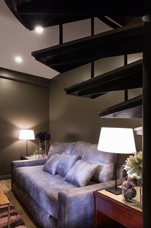 Imagen de los interiores del Hotel Ratchada Point. Foto 11