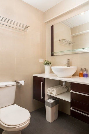 Imagen de la habitación del Hotel Ratchada Point. Foto 3