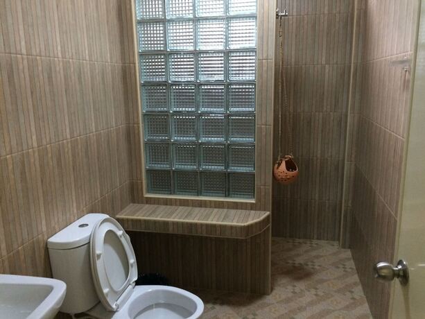 Imagen de la habitación del Hotel Ratchayothin Cottage. Foto 10