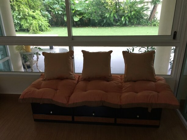 Imagen de la habitación del Hotel Ratchayothin Cottage. Foto 17
