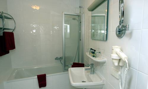 Imagen de la habitación del Hotel Rathausgl&ouml;ckel. Foto 2