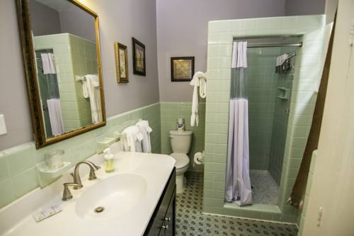 Imagen de la habitación del Hotel Rathbone Mansions. Foto 3