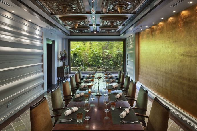 Imagen del bar/restaurante del Hotel Ratilanna Riverside Spa Resort. Foto 5