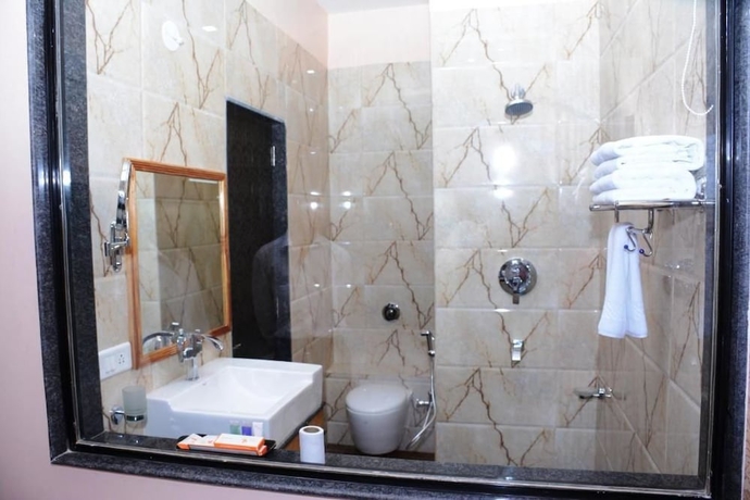 Imagen de la habitación del Hotel Ratnaa Resort. Foto 14