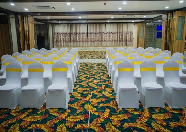 Imagen de los interiores del Hotel Ratnaa Resort. Foto 18