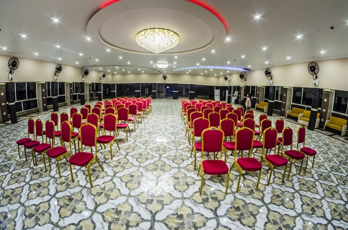 Imagen de los interiores del Hotel Ratnaa Resort. Foto 19