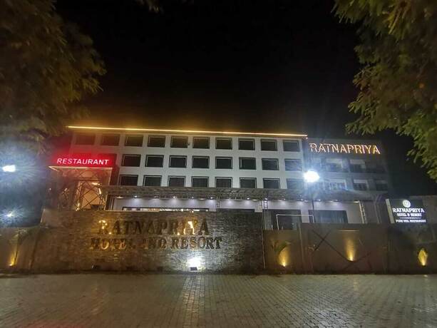 Imagen general del Hotel Ratnapriya And Resort. Foto 10