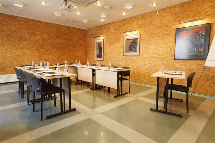 Imagen de los interiores del Hotel Ratonda Centrum Hotels. Foto 10