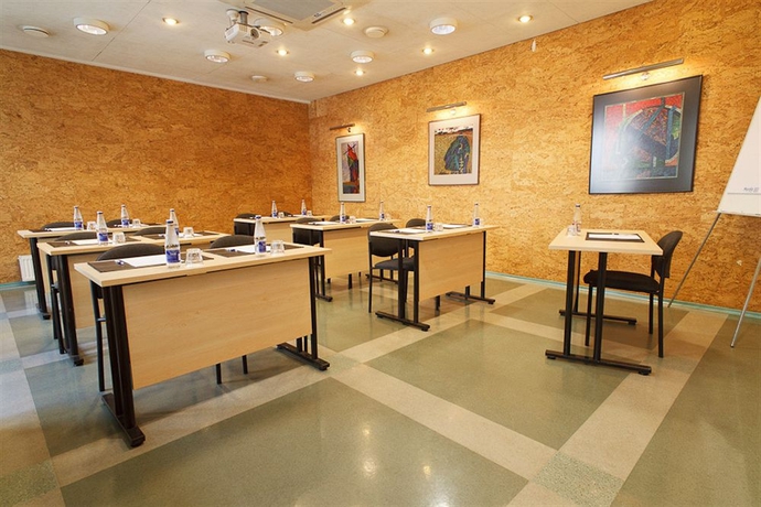 Imagen de los interiores del Hotel Ratonda Centrum Hotels. Foto 11