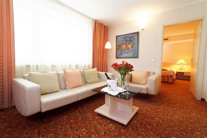 Imagen de los interiores del Hotel Ratonda Centrum Hotels. Foto 13