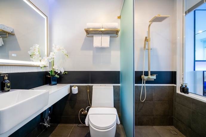 Imagen de la habitación del Hotel Ratri Hotel Phuket Old Town. Foto 18