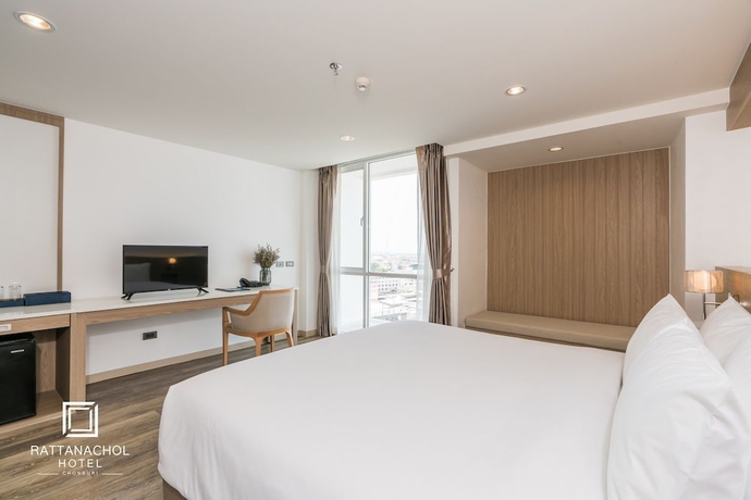 Imagen de la habitación del Hotel Rattanachol. Foto 5