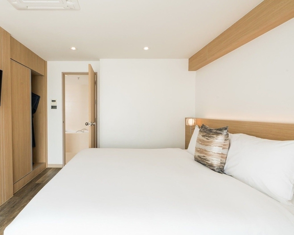 Imagen de la habitación del Hotel Rattanachol. Foto 14