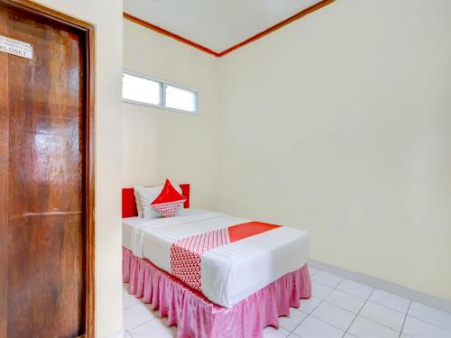 Imagen de la habitación del Hotel Ratu. Foto 10