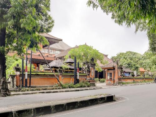 Imagen general del Hotel Ratu. Foto 1