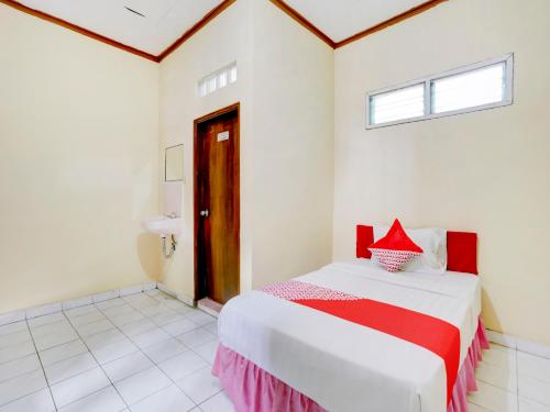 Imagen de la habitación del Hotel Ratu. Foto 17