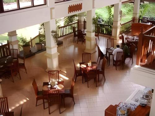 Imagen general del Hotel Ratu & Resort. Foto 3