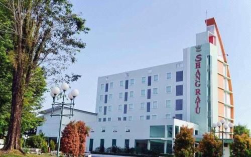 Imagen general del Hotel Ratu & Resort. Foto 13